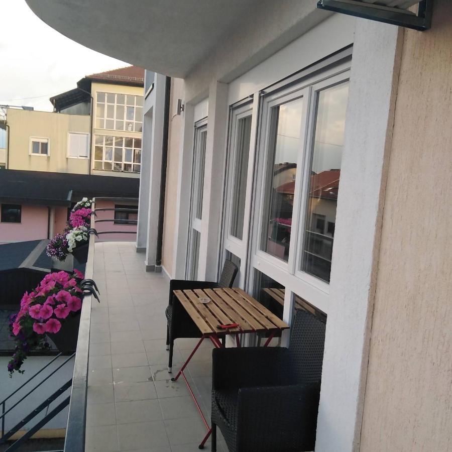 Apartman Zagreb , With Balcony And Free Parking Exterior foto