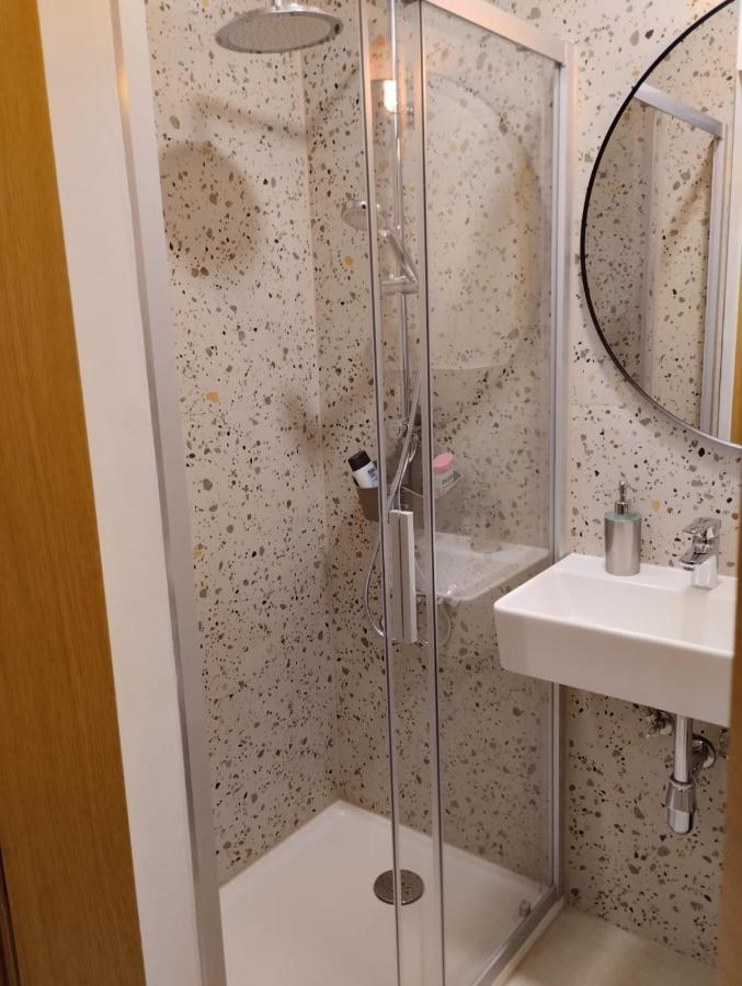 Apartman Zagreb , With Balcony And Free Parking Exterior foto
