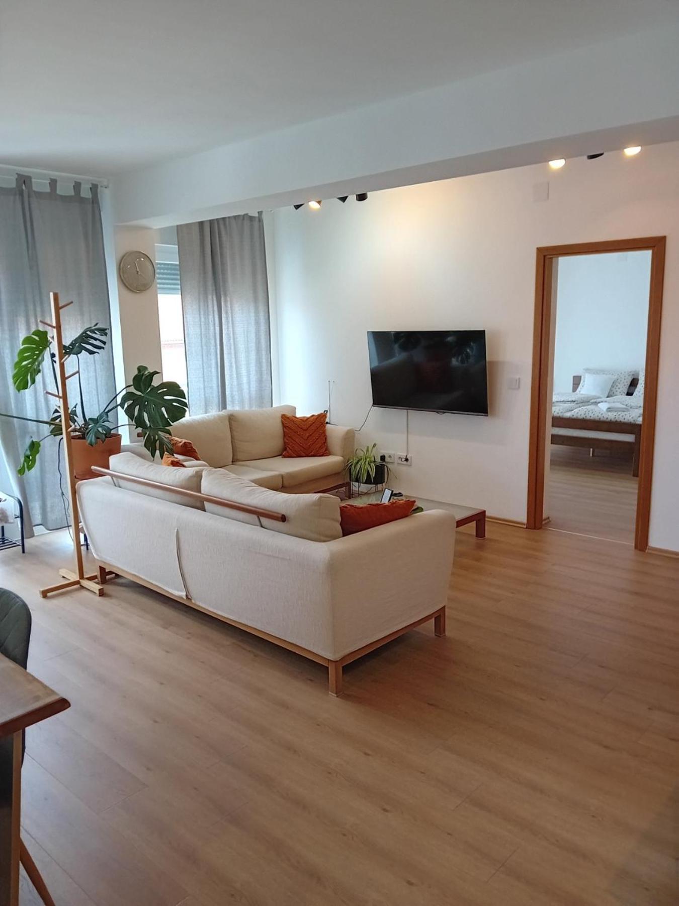 Apartman Zagreb , With Balcony And Free Parking Exterior foto